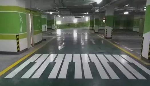 南丰镇仓库划线